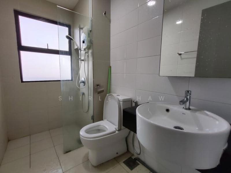 Service Residence for Rent at Residences @ 1 Tebrau - Shirley Haw - Bathroom - PropertyGuru.com.my