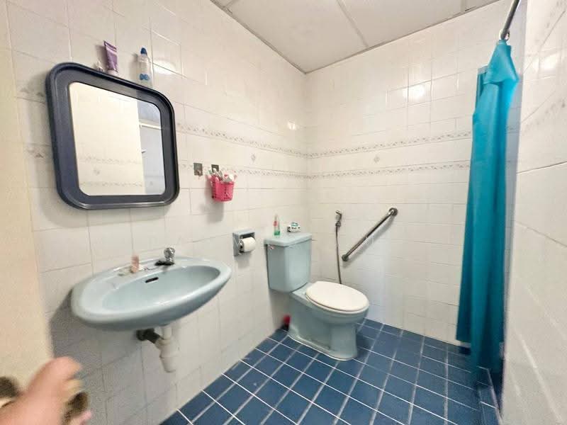 Kondominium untuk Dijual di Pantai Hillpark 3 - Muhammad Muadz - Bathroom - PropertyGuru.com.my