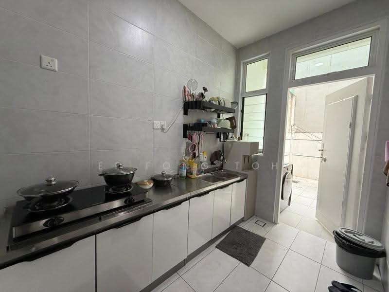 Rumah Kluster untuk Dijual di Skudai (Johor) - Ee Fong Toh - Kitchen - PropertyGuru.com.my