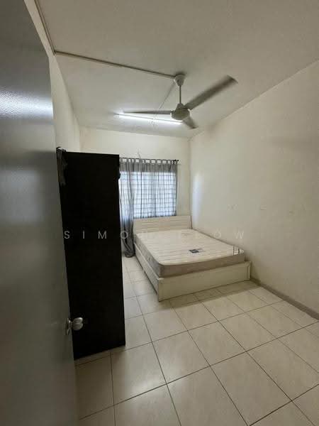 Pangsapuri untuk Disewa di Baiduri Court Apartment - Simon Teow - Bedroom - PropertyGuru.com.my