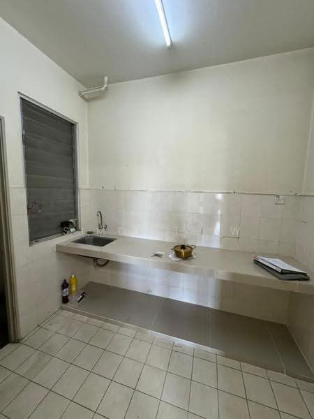 Pangsapuri untuk Disewa di Baiduri Court Apartment - Simon Teow - Kitchen - PropertyGuru.com.my