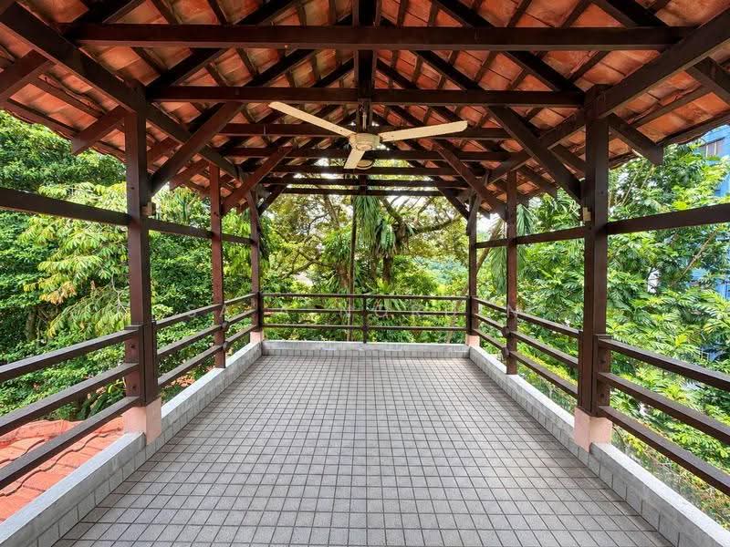 Bungalow House for Sale in SS1 (Petaling Jaya) - Sa'a Nordin - Balcony - PropertyGuru.com.my