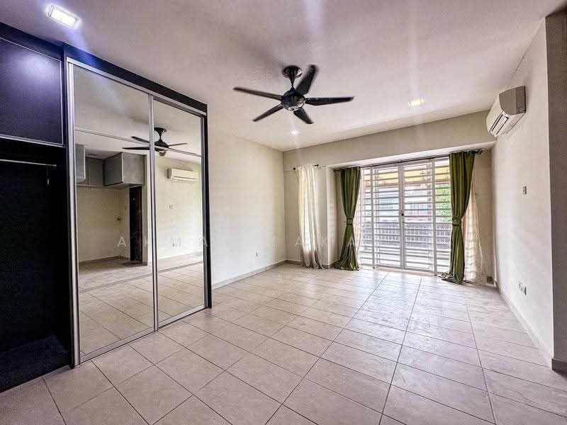Rumah Teres 2-Tingkat untuk Dijual di Kajang (Selangor) - Akmal Zakaria - PropertyGuru.com.my