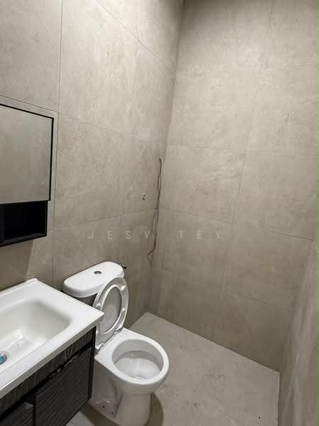 Rumah Teres 1-Tingkat untuk Dijual di Taman Ungku Tun Aminah (Skudai) - Jesy Tey - Bathroom - PropertyGuru.com.my