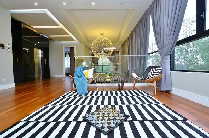 Rumah Banglo untuk Dijual di Usj 3 (Subang Jaya) - Reeno Too - Living Room - PropertyGuru.com.my