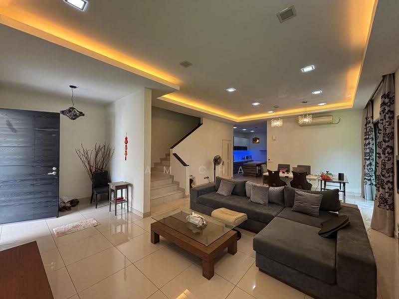 Rumah Kluster untuk Dijual di Taman Nusa Bestari (Iskandar Puteri (Nusajaya)) - Sam Chai - Living Room - PropertyGuru.com.my