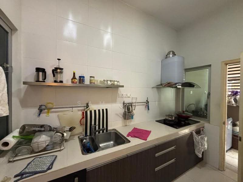 Rumah Kluster untuk Dijual di Taman Nusa Bestari (Iskandar Puteri (Nusajaya)) - Sam Chai - Kitchen - PropertyGuru.com.my