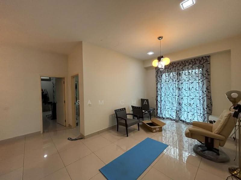 Rumah Kluster untuk Dijual di Taman Nusa Bestari (Iskandar Puteri (Nusajaya)) - Sam Chai - Living Room - PropertyGuru.com.my