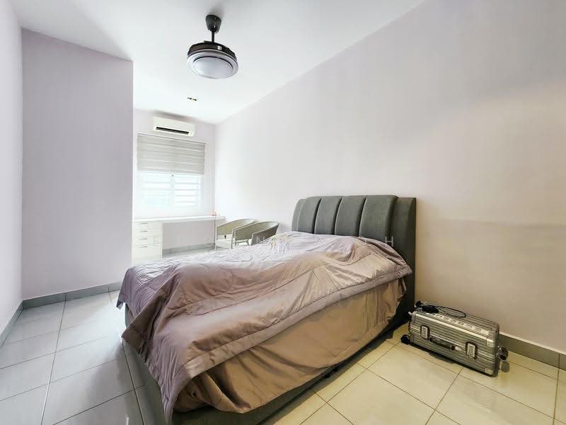 Rumah Teres untuk Disewa di Taman Semenyih Mewah (Semenyih) - Eugene Goh - Fully Extended 2nd Bedroom - PropertyGuru.com.my