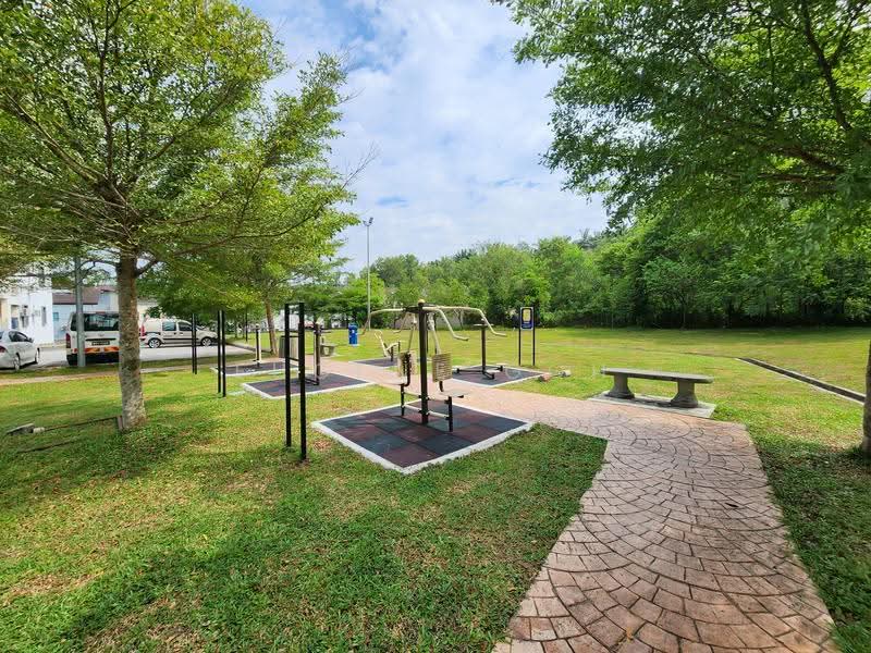 Rumah Teres untuk Disewa di Taman Semenyih Mewah (Semenyih) - Eugene Goh - Outdoor Gym - PropertyGuru.com.my
