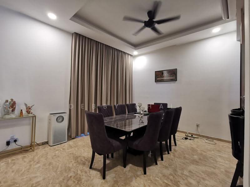 Semi-Detached House for Sale in Lake Edge (Puchong) - Debby Chai - Dining Room - PropertyGuru.com.my