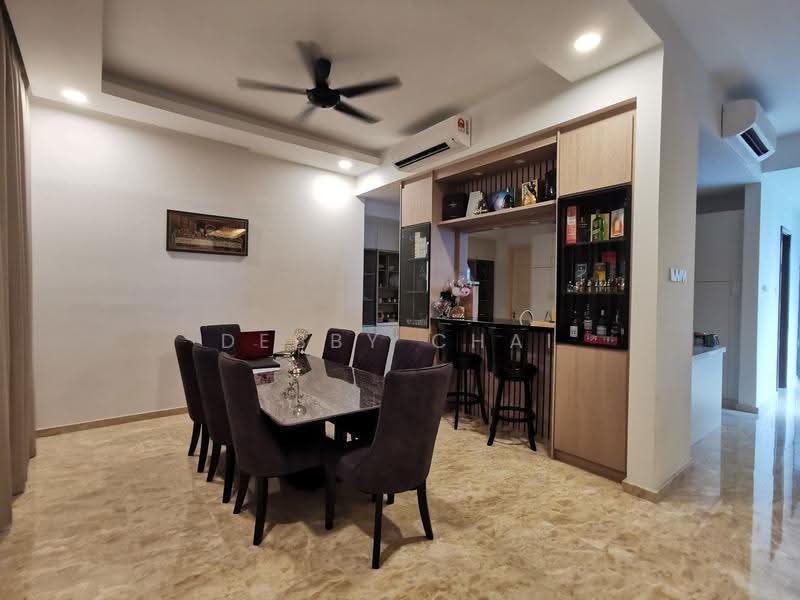 Semi-Detached House for Sale in Lake Edge (Puchong) - Debby Chai - Dining Room - PropertyGuru.com.my