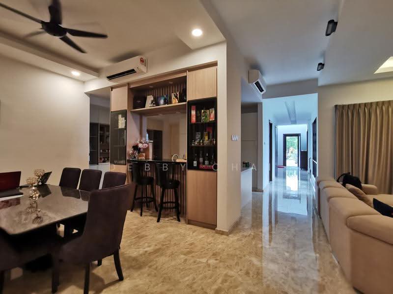 Semi-Detached House for Sale in Lake Edge (Puchong) - Debby Chai - Dining Room - PropertyGuru.com.my