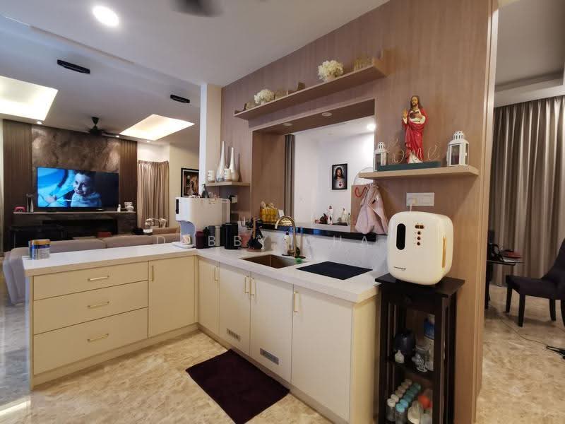Semi-Detached House for Sale in Lake Edge (Puchong) - Debby Chai - Living Room - PropertyGuru.com.my