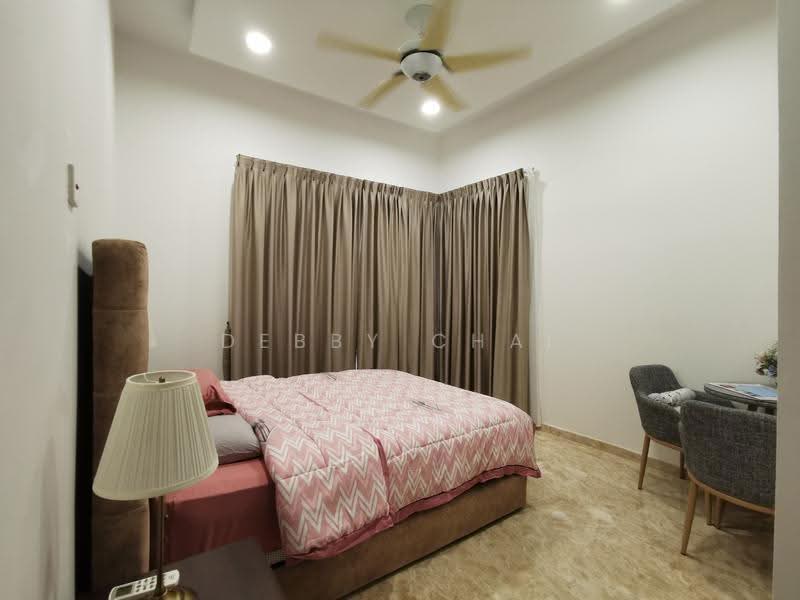 Semi-Detached House for Sale in Lake Edge (Puchong) - Debby Chai - Bedroom - PropertyGuru.com.my