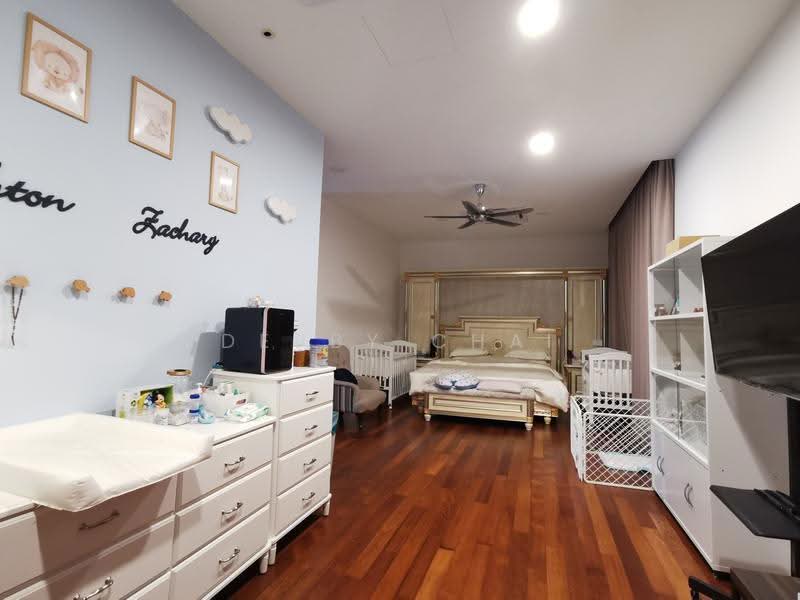 Semi-Detached House for Sale in Lake Edge (Puchong) - Debby Chai - Master Bedroom - PropertyGuru.com.my