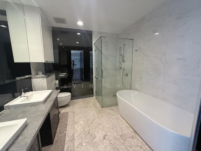 Service Residence for Sale at The Face Suites (Platinum Suites) - Alvin Chua - Bathroom - PropertyGuru.com.my
