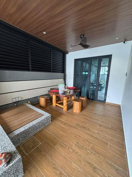 Semi-Detached House for Sale in Taman Gaya (Ulu Tiram) - Chew Jia Jia - Balcony - PropertyGuru.com.my