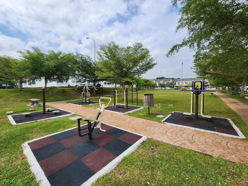 Rumah Teres untuk Dijual di Taman Semenyih Mewah (Semenyih) - Eugene Goh - Outdoor Gym - PropertyGuru.com.my