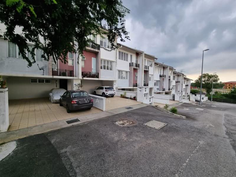 Townhouse for Sale in Kampung Pulau Meranti (Puchong) - Evan Goh - PropertyGuru.com.my
