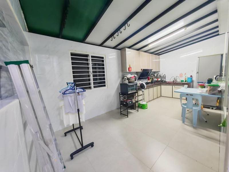 Townhouse for Sale in Kampung Pulau Meranti (Puchong) - Evan Goh - Kitchen - PropertyGuru.com.my