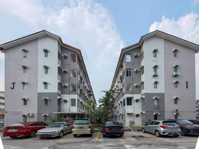 Apartment for Sale at Subang Perdana Goodyear Court 1 - Nazrin Hakimin - Exterior - PropertyGuru.com.my