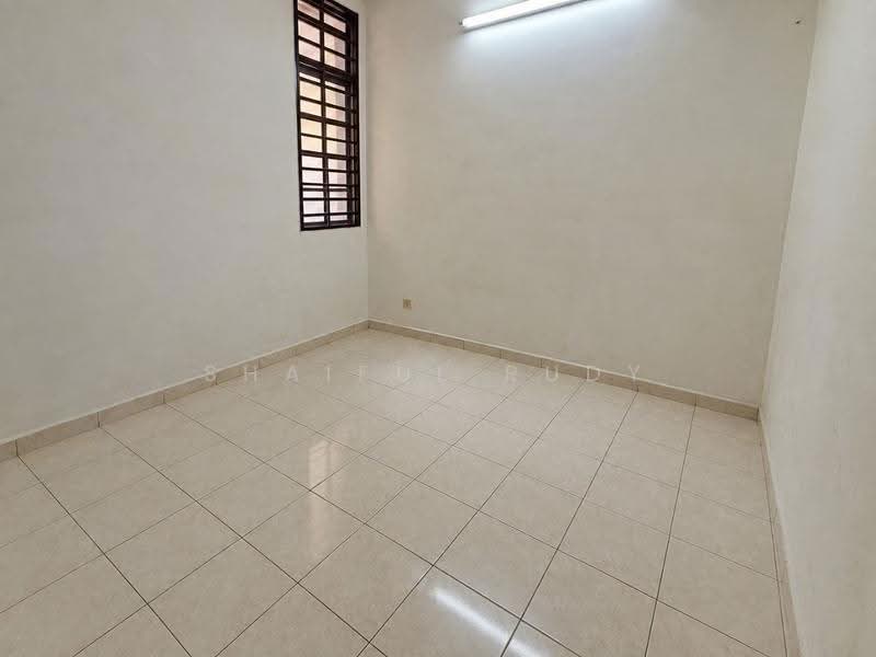 1-storey Terraced House for Sale in Antara Gapi (Ulu Yam) - Shaiful Rudy - PropertyGuru.com.my
