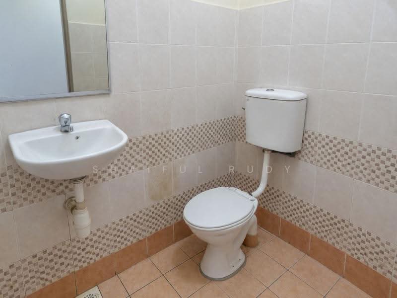1-storey Terraced House for Sale in Antara Gapi (Ulu Yam) - Shaiful Rudy - PropertyGuru.com.my