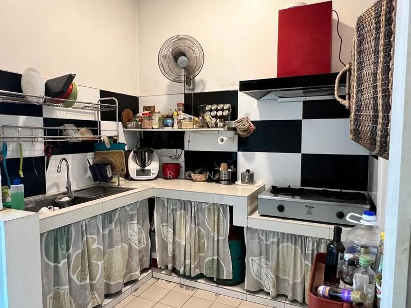 Rumah Berkembar untuk Dijual di Gombak (Selangor) - Aaron Ho - Kitchen - PropertyGuru.com.my