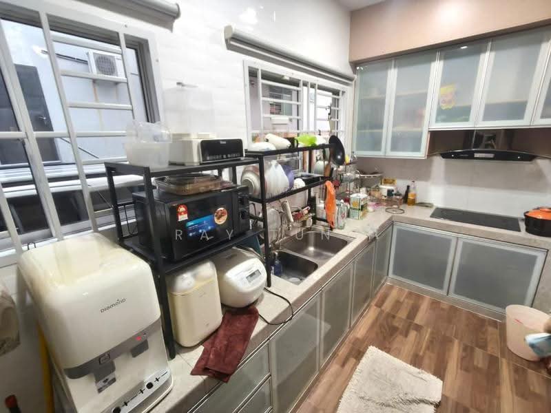 2-storey Terraced House for Sale in Taman Ehsan Jaya (Ulu Tiram) - Ray Tung - Kitchen - PropertyGuru.com.my