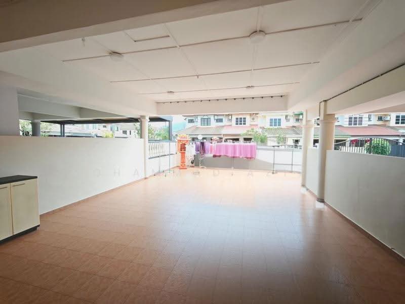 Rumah Teres 2-Tingkat untuk Dijual di Seri Setali (Kuantan) - Mohammad Azizi - Balcony - PropertyGuru.com.my