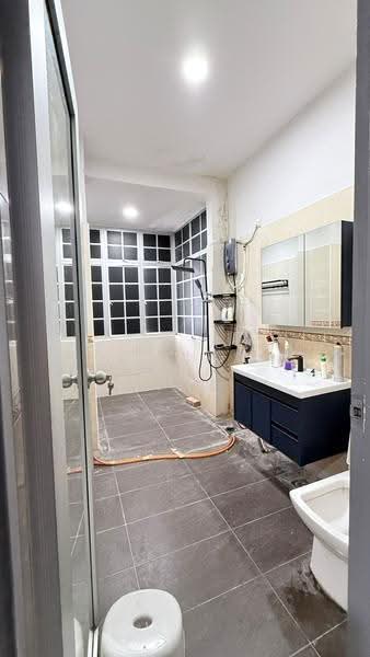 2-storey Terraced House for Sale in Taman Sri Putri (Skudai) - Daniel Yong - Bathroom - PropertyGuru.com.my