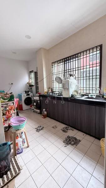 2-storey Terraced House for Sale in Taman Sri Putri (Skudai) - Daniel Yong - Kitchen - PropertyGuru.com.my
