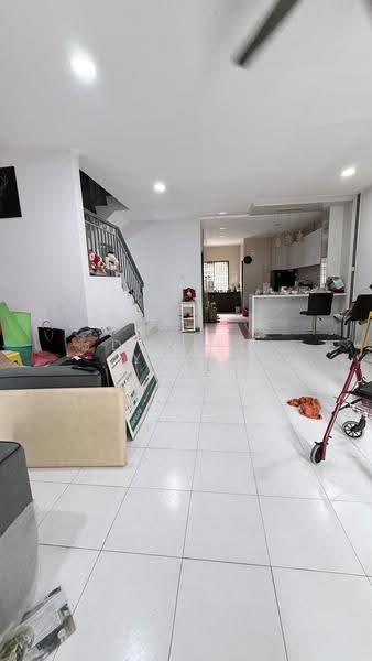 2-storey Terraced House for Sale in Taman Sri Putri (Skudai) - Daniel Yong - Living Room - PropertyGuru.com.my