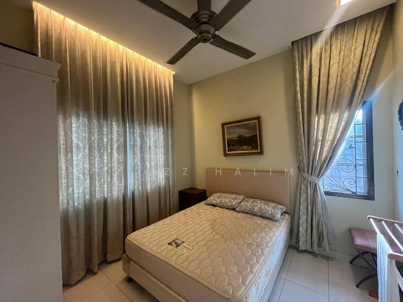 Rumah Banglo untuk Dijual di Seremban 2 (Negeri Sembilan) - Mu'izz Halim - Bedroom - PropertyGuru.com.my