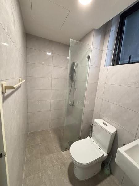 Condominium for Rent at Altris Residences @ The Quartz WM - CK Teong - Bathroom - PropertyGuru.com.my