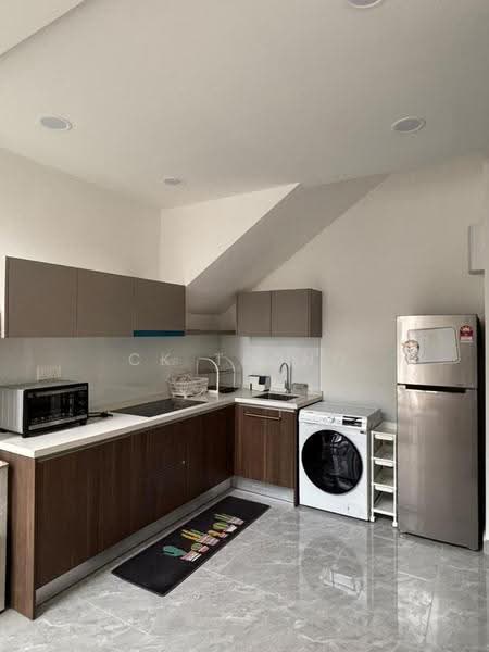 Condominium for Rent at Altris Residences @ The Quartz WM - CK Teong - Kitchen - PropertyGuru.com.my