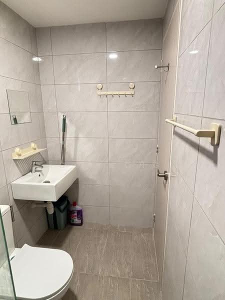 Condominium for Rent at Altris Residences @ The Quartz WM - CK Teong - Bathroom - PropertyGuru.com.my