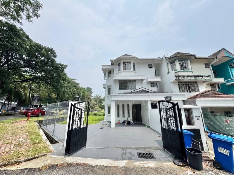 Townhouse for Sale in Seksyen 7 (Shah Alam) - Muhd Khairulnawawi Kamaruddin - Exterior - PropertyGuru.com.my
