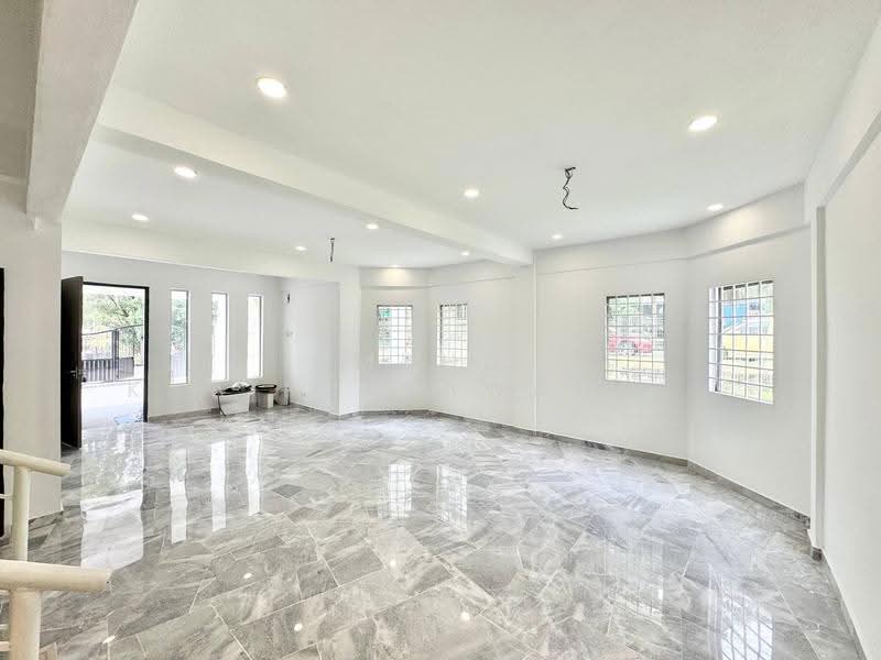 Townhouse for Sale in Seksyen 7 (Shah Alam) - Muhd Khairulnawawi Kamaruddin - Interior - PropertyGuru.com.my