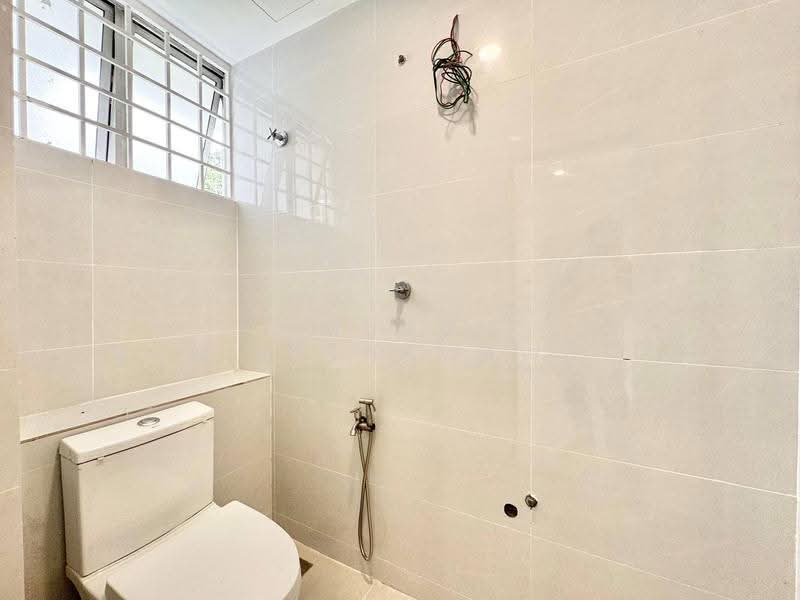Townhouse for Sale in Seksyen 7 (Shah Alam) - Muhd Khairulnawawi Kamaruddin - Bathroom - PropertyGuru.com.my