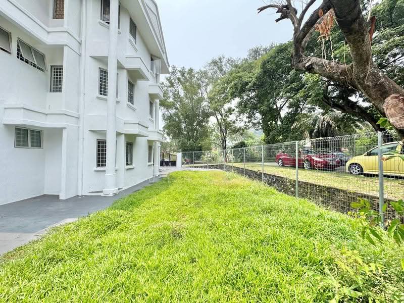 Townhouse for Sale in Seksyen 7 (Shah Alam) - Muhd Khairulnawawi Kamaruddin - Exterior - PropertyGuru.com.my