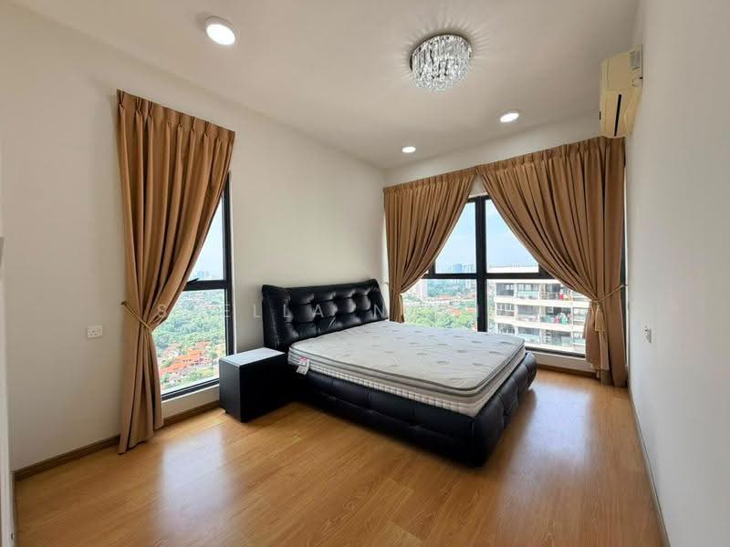 Condominium for Sale at Bay Point @ Country Garden Danga Bay - Stella Narita - PropertyGuru.com.my