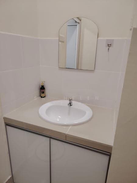 Kondominium untuk Dijual di Royale Infinity - Sr. Helen Teoh - Bathroom - PropertyGuru.com.my