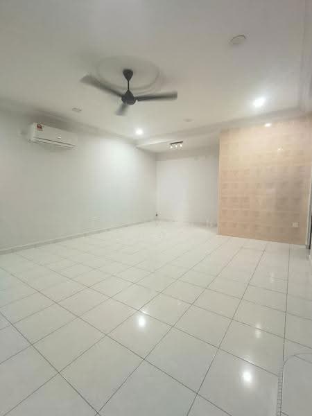 2-storey Terraced House for Rent in Bukit Indah (Iskandar Puteri (Nusajaya)) - Jameson Choo - Living Room - PropertyGuru.com.my