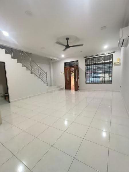 2-storey Terraced House for Rent in Bukit Indah (Iskandar Puteri (Nusajaya)) - Jameson Choo - Living Room - PropertyGuru.com.my