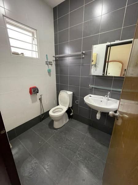 2-storey Terraced House for Sale in Bandar Bukit Tinggi (Klang) - Louis Chan - PropertyGuru.com.my