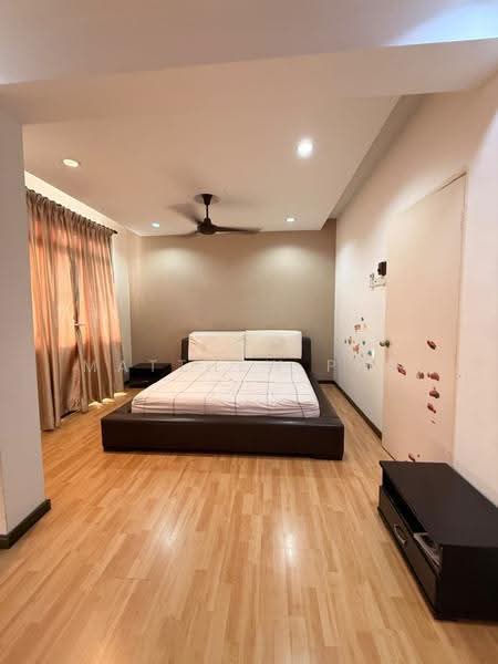 Condominium for Sale at D'Piazza - Matthew Png - Bedroom - PropertyGuru.com.my