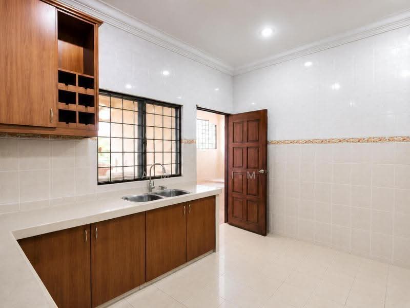 2-storey Terraced House for Sale in Usj 11 (Subang Jaya) - Amy Lim - Kitchen - PropertyGuru.com.my