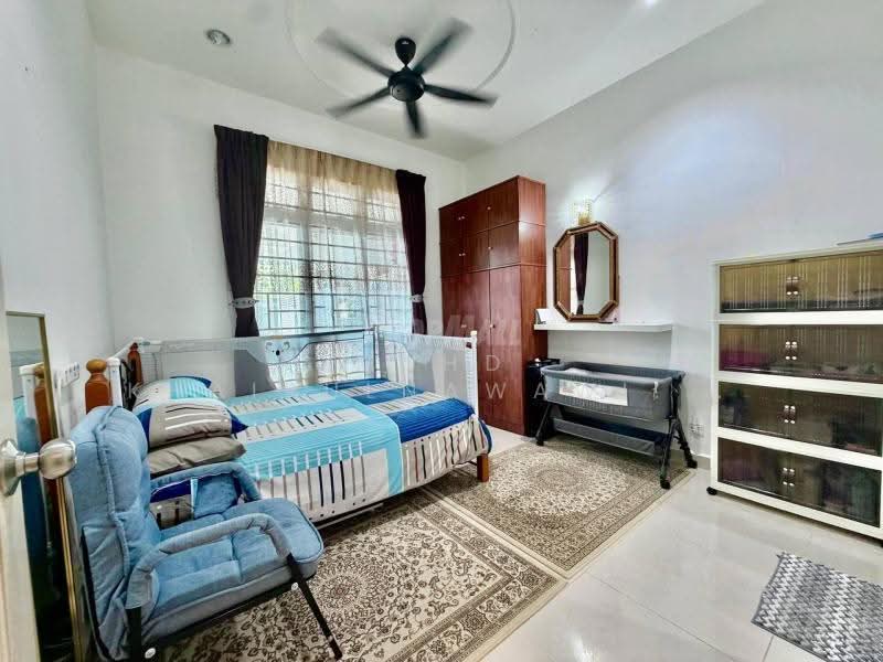 Semi-Detached House for Sale in Ampang Jaya (Ampang) - Muhd Khairulnawawi Kamaruddin - Bedroom - PropertyGuru.com.my